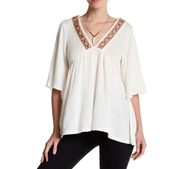 Wild Pearl Tops - Wild Pearl Embroidered Tunic